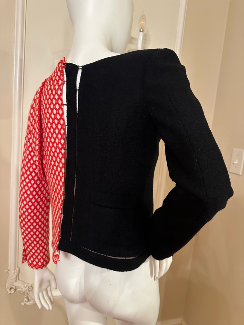 CHANEL Red Patterned and Black Two-Tone Blazer Jacket - Picture 11 of 15